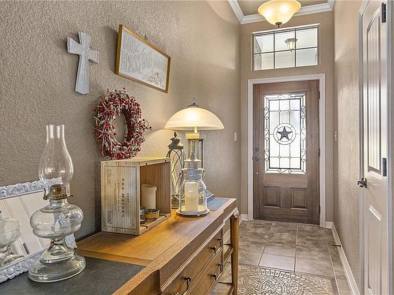 4th image of 1806 Shadow Canyon Dr
