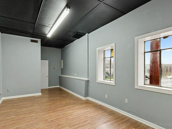 3rd image of 156 N Water Ave Ste 3