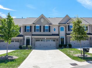 16456 Hawfield Woods Ln, Charlotte, NC 28277