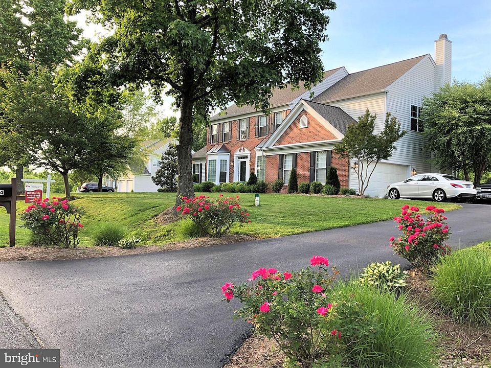 1st image of 4414 Claybrooke Dr