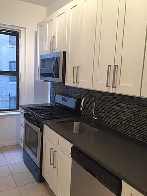 Rented by Roberto Guilbet, LREB | media 38