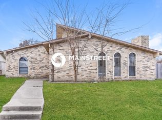 7542 Ashcrest Ln, Dallas, TX 75249