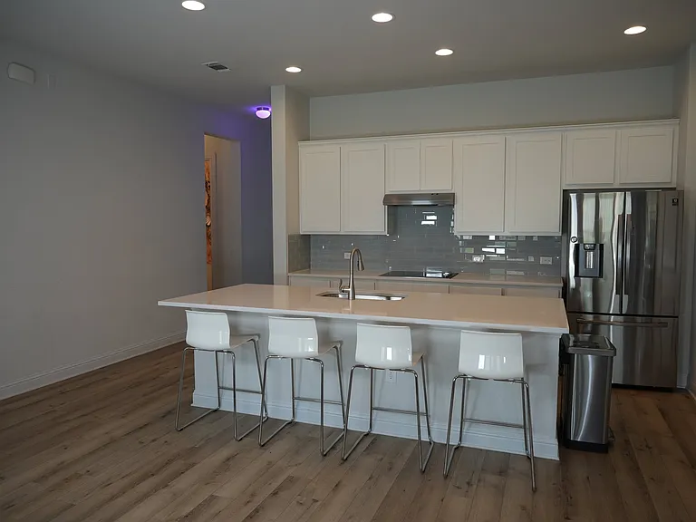 9813 Evening Canopy Dr — Photo 8