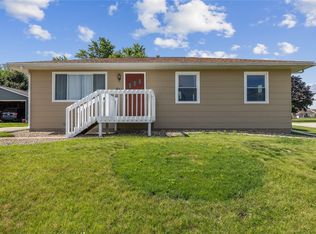 4401 Dunn Ave, Marion, IA 52302