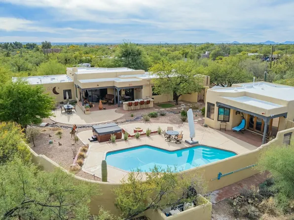 12425 E Snyder Rd, Tucson, AZ 85749