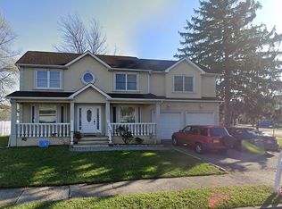 4 Winifred Dr, Totowa, NJ 07512