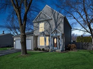 1137 Crimson Ct, Naperville, IL