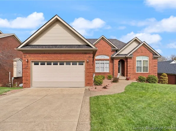 5002 Luke Lane, Sellersburg, IN 47172