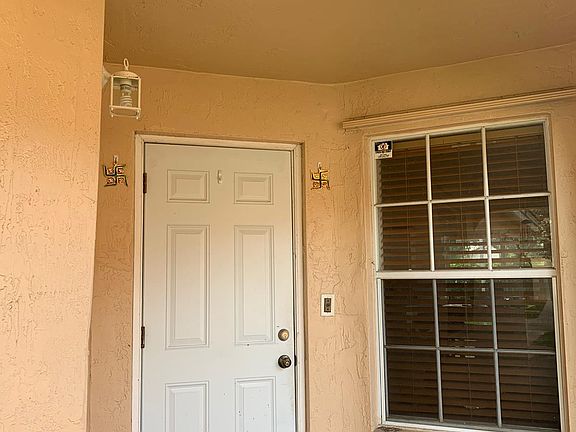 4th image of 18391 NW 8th St