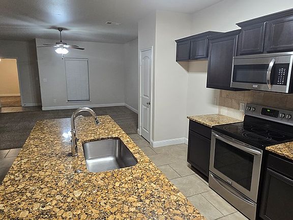 3rd image of 9500 Sagebrush Ave