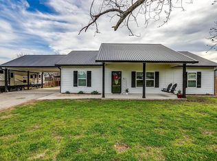 216 Weir St, Covington, TX 76636