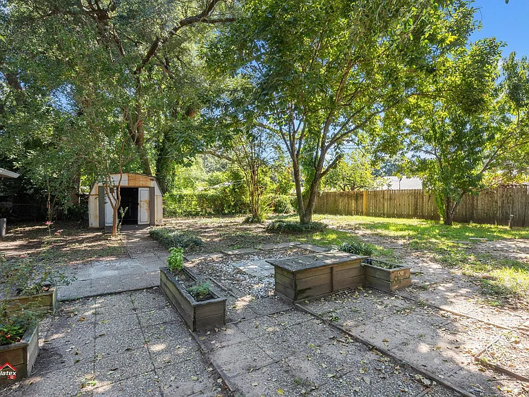471 Arthur Ave — Photo 17