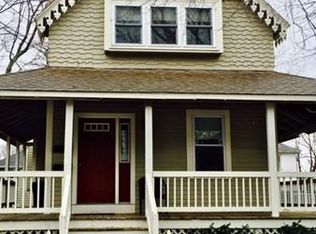 21 Hawthorn Ave #2, Winthrop, MA 02152
