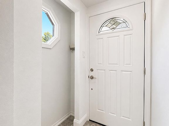5th image of 2801 San Luis Ct