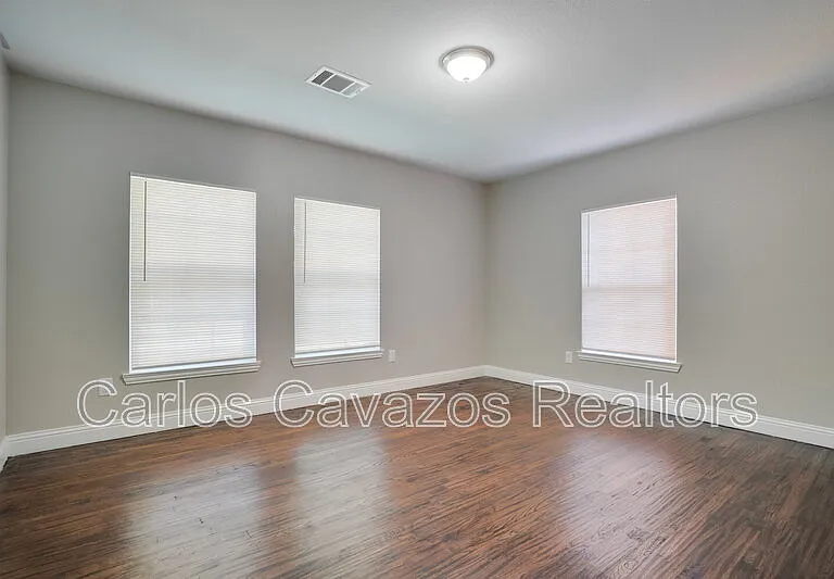 3402 Lawnview Main House Dallas Ter #MAIN HOUSE — Photo 13