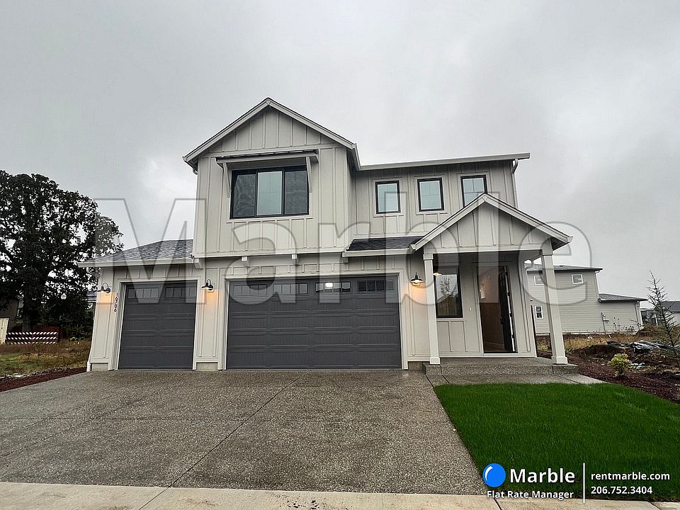 1st image of 16706 NE 82nd St