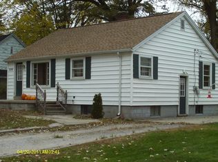 939 Shady Shore Dr, Bay City, MI 48706