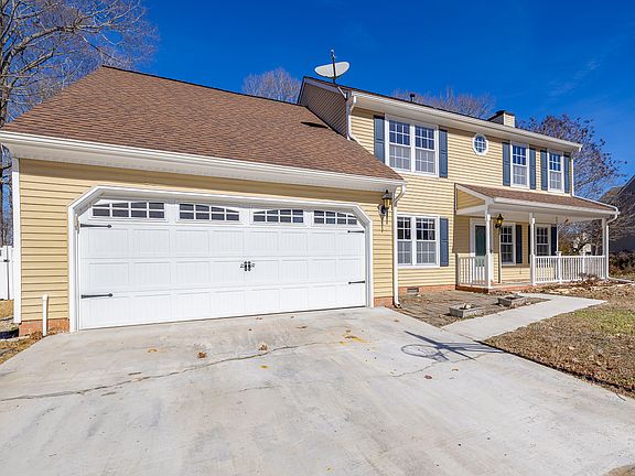 2nd image of 848 Whisper Hollow Dr