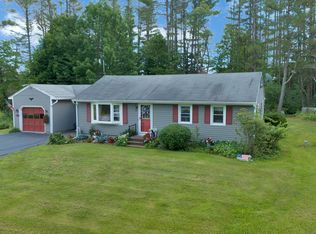 56 Deer Run Rd, North Yarmouth, ME 04097