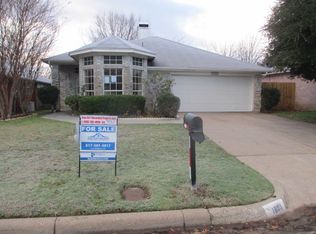 1809 Lincolnshire Way, Fort Worth, TX 76134