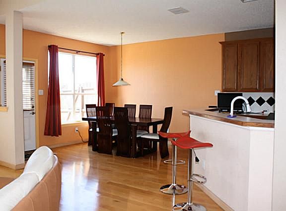 4th image of 7845 Ravens Cliff Dr