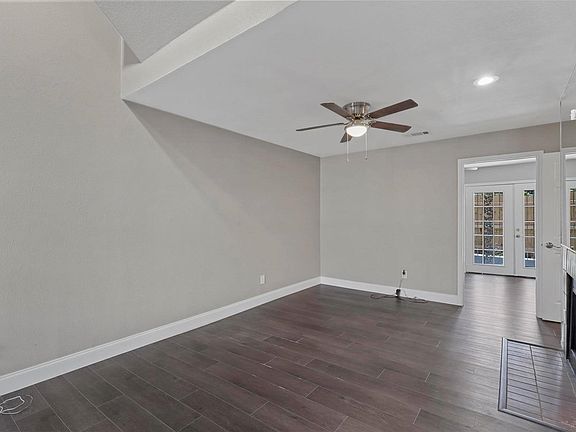 3rd image of 1448 Weiler Blvd