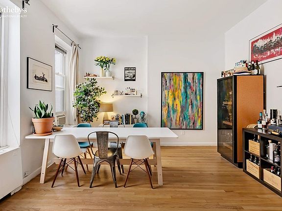 4th image of 55 W 94th St APT B