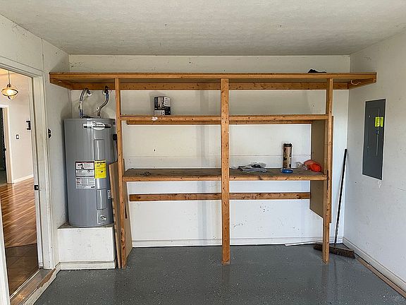 3rd image of 85 Somerset Dr