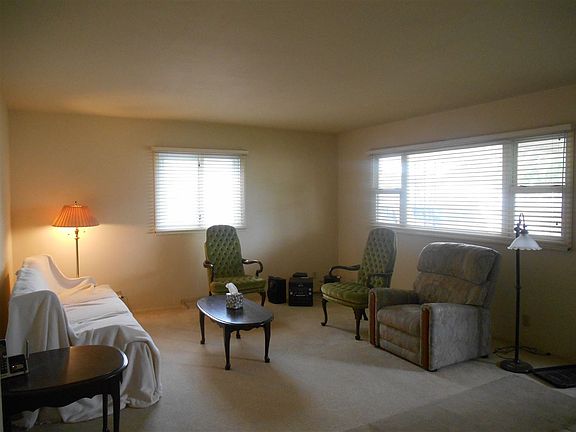 2nd image of 2513 Gordon Cir