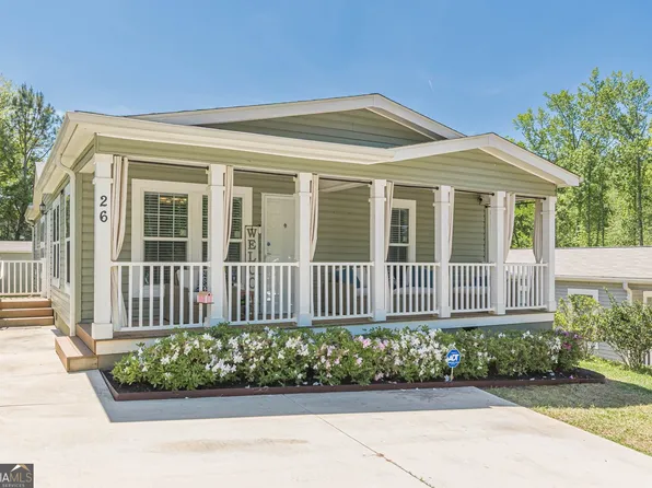 26 Hillandale St, Newnan, GA 30263