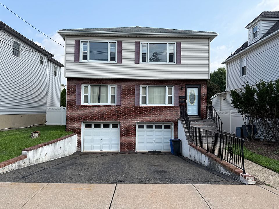 1st image of 60 Hazelton St