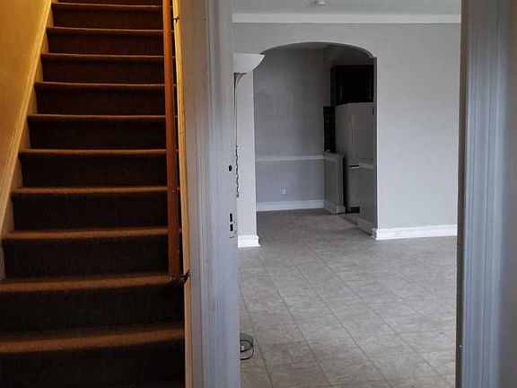 2nd image of 1336 Kerper St Floor 1