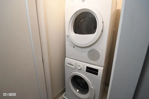 Rented by Citi Habitats | media 15