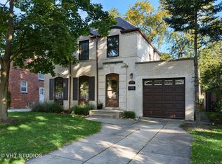 4926 Lunt Ave, Skokie, IL 60077