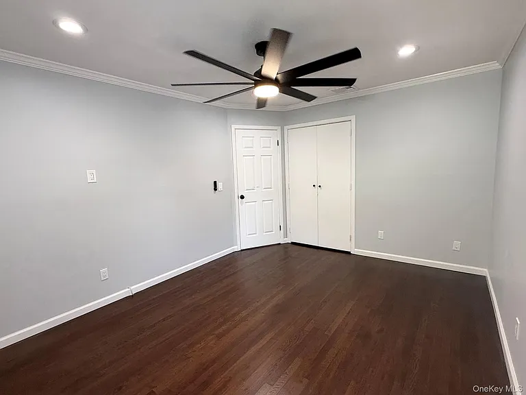 15 W Walnut St — Photo 10