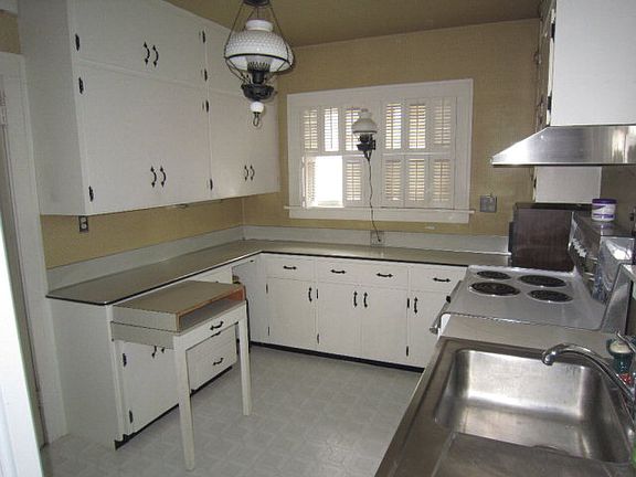 3rd image of 240 Samaritan Ave