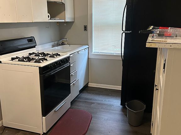 4th image of 401 Wayne St #5