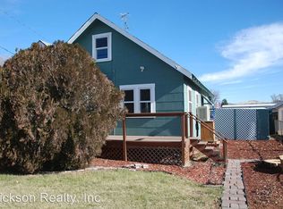 534 Sullivan Ln, Sparks, NV 89431