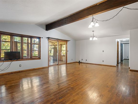 5th image of 6 Fyfield Cir