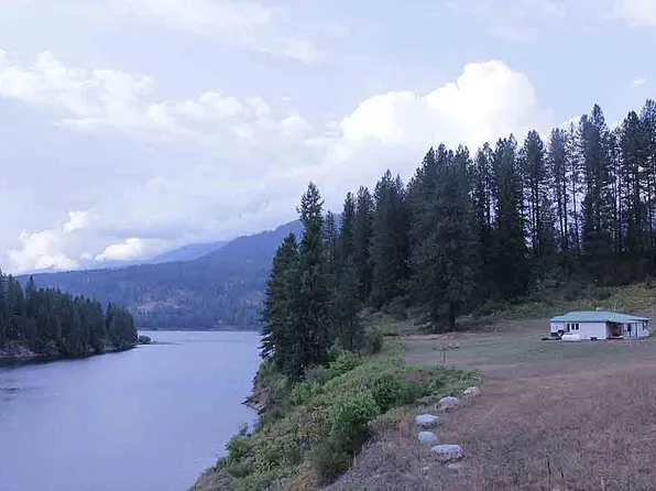 82 Heron Rd, Heron, MT 59844