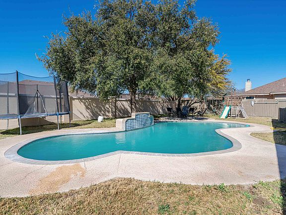 2nd image of 233 Saddle Blanket