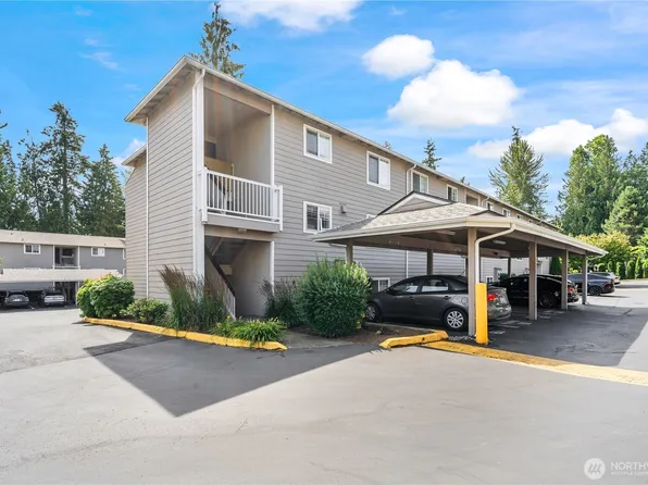 1144 N 198th Street #E201, Shoreline, WA 98133