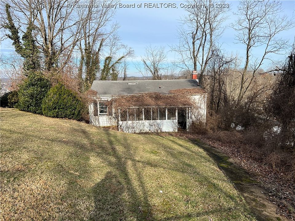 1st image of 519 Churchill Dr