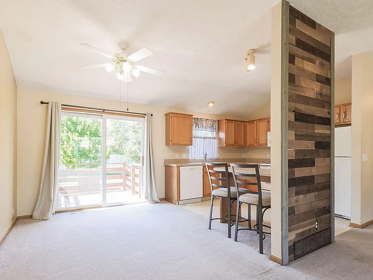 1123 Rawhide Rd — Photo 9
