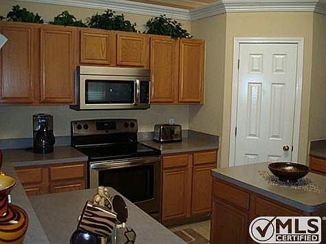5th image of 6003 Copperfield Dr