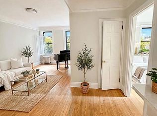 253 W 16th St APT 3G, New York, NY 10011