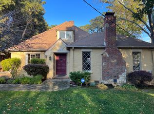 121 Alturas Dr, Burlingame, CA