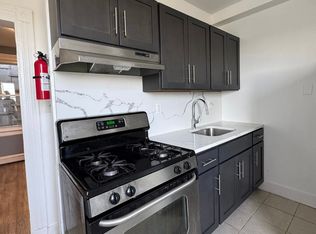 442 Grove St #2, Irvington, NJ 07111