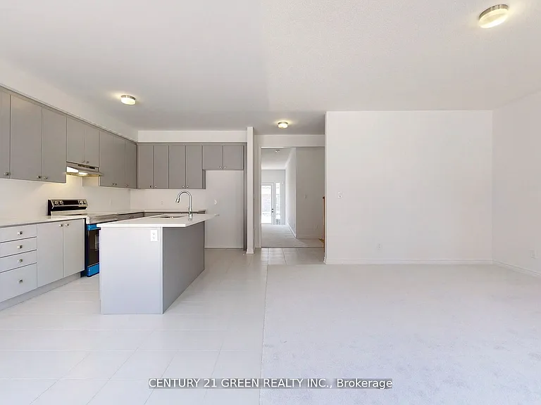 1000 Andrew Murdoch St — Photo 11