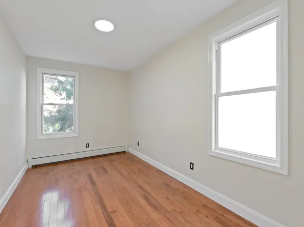 169 West 9th Street image 22 of 29